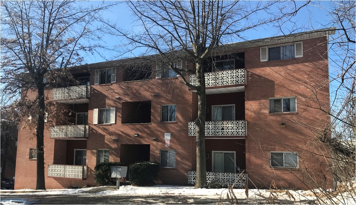 883 east everly st 2 bedrooms prete apartments evansdale