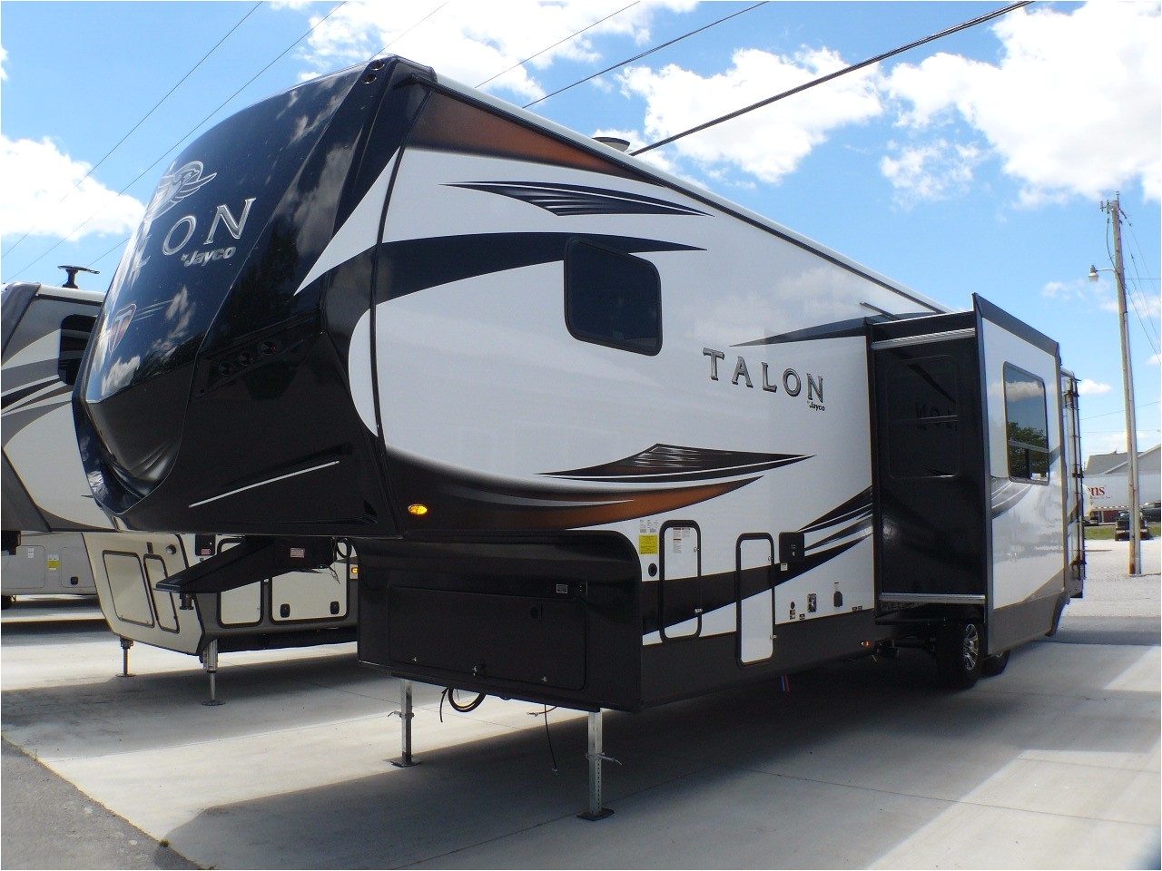 2 Bedroom Campers for Sale In Pa Jayco Talon 313t Fifth Wheel Rvs for Sale 101 Rvs Rvtrader Com