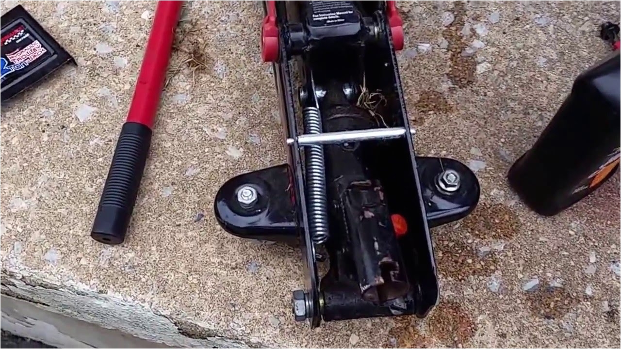 how to add or change hydraulic fluid on floor jack