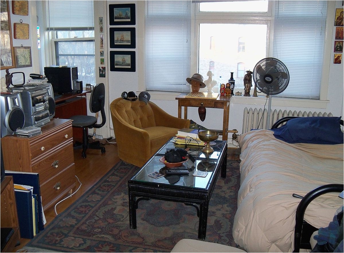 average square footage of a 1 bedroom apartment studio apartment