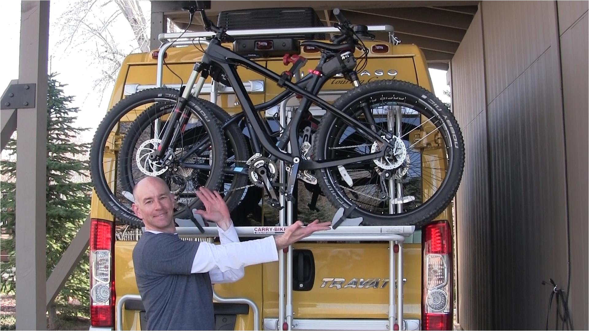 using the fiamma rv bike rack