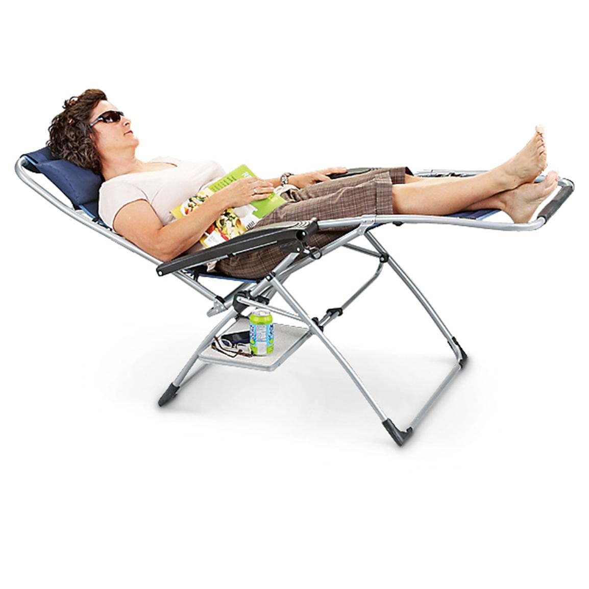 has a slide out table zero gravity reclining