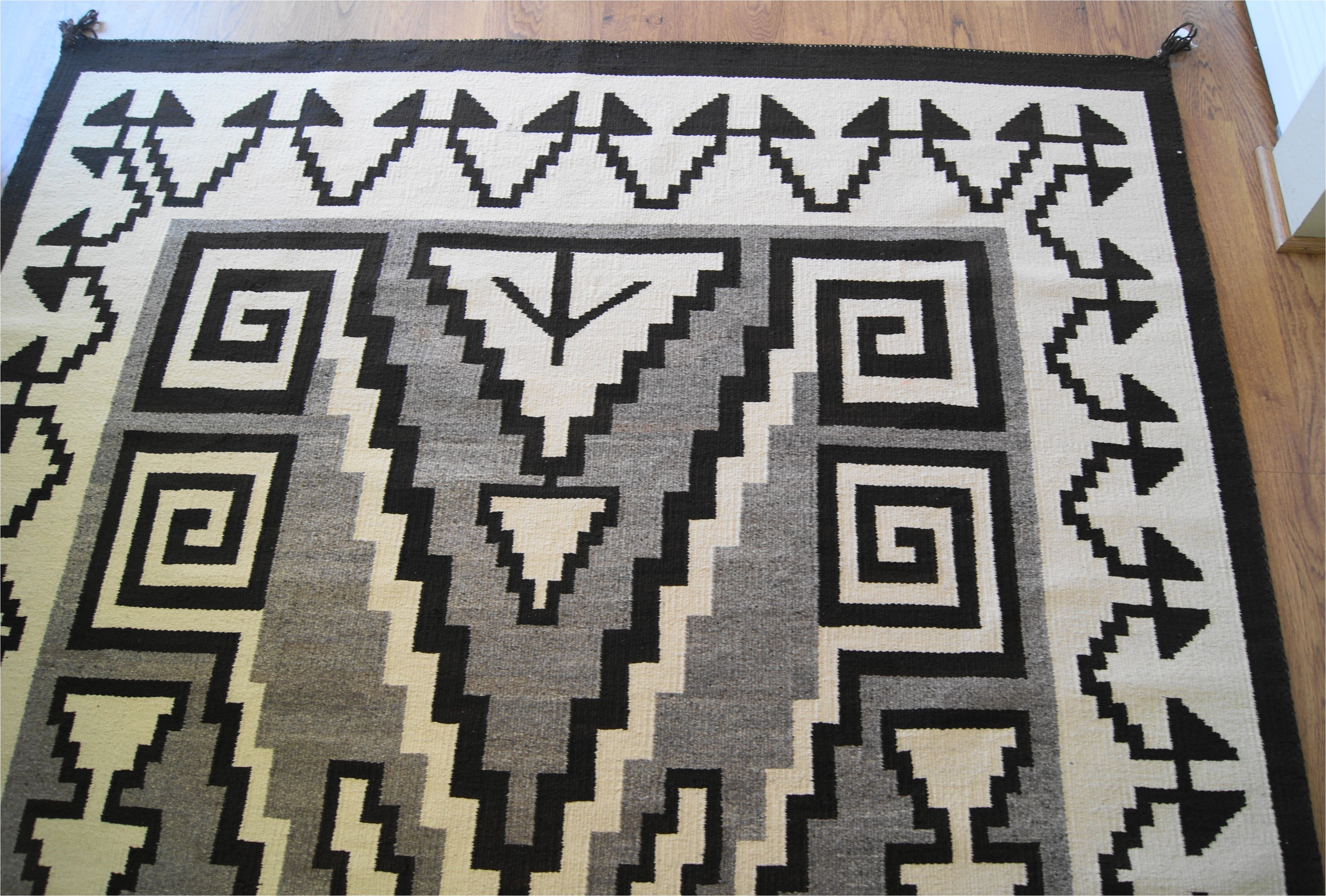 historic two grey hills storm pattern variant navajo rug weaving for sale photo 9 click photo for a large view click your back button to return