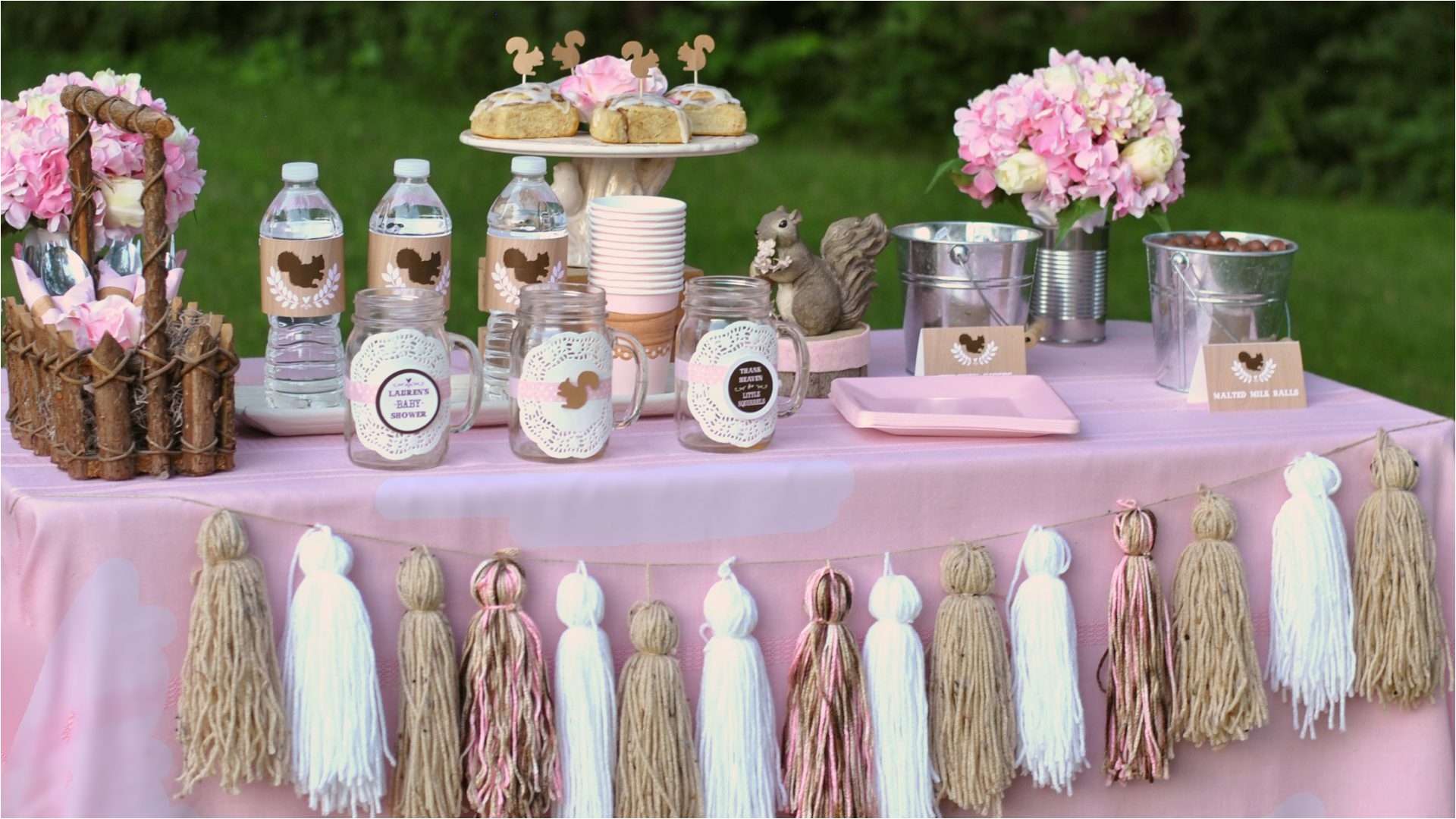 baby shower decor ideas for tables awesome cute ideas for baby shower girl gift boots plus