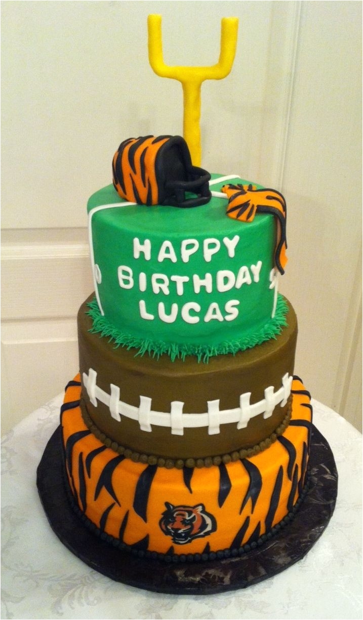 cincinnati bengals football cake a baseball cakesfootball cakessports themed