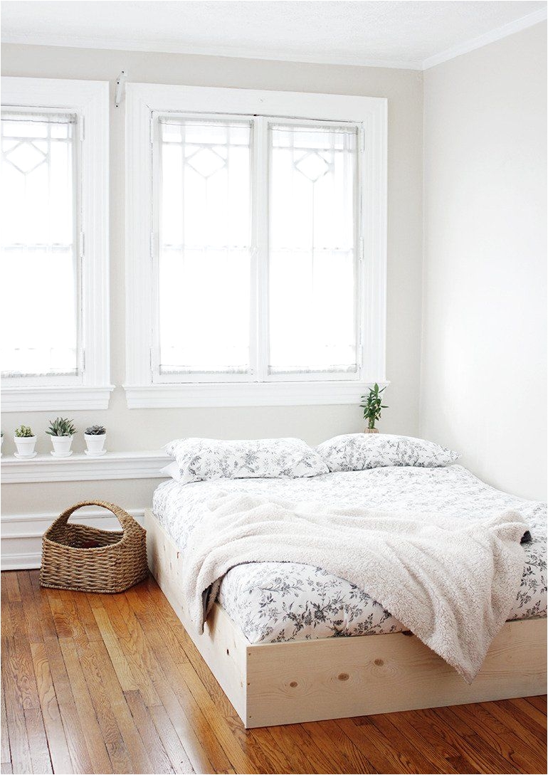 Bed Frame that Sits On the Floor How to Build A Simple and Inexpensive Diy Bed Frame Pinterest