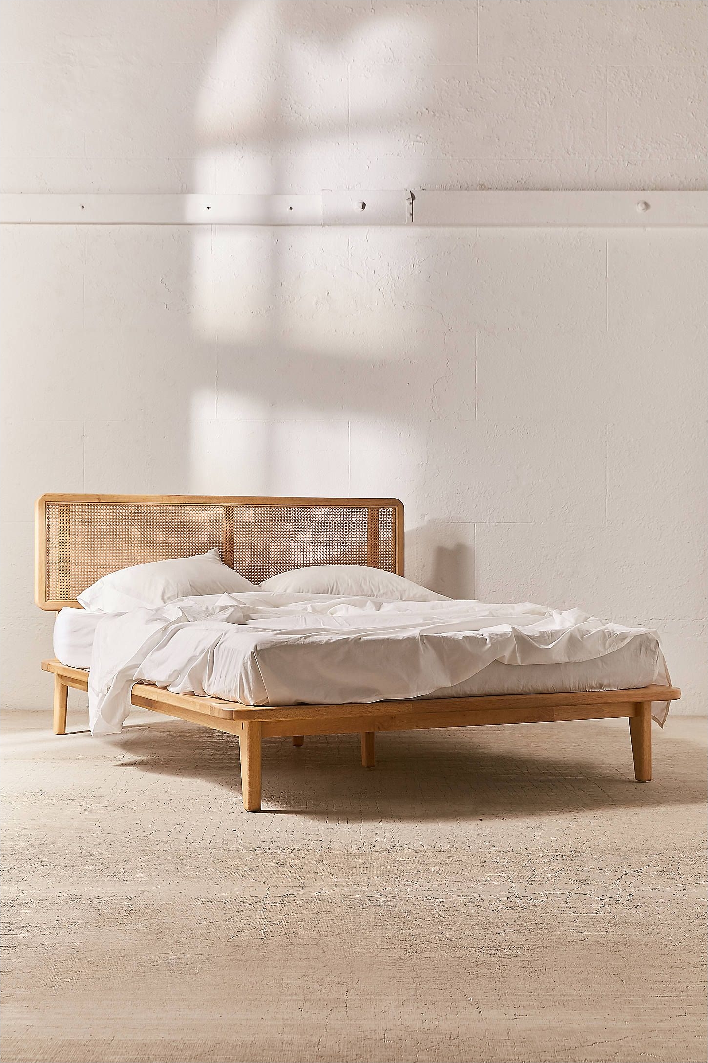 Bed Frame that Sits On the Floor Marte Platform Bed Pinterest Platform Beds Bedrooms and Interiors