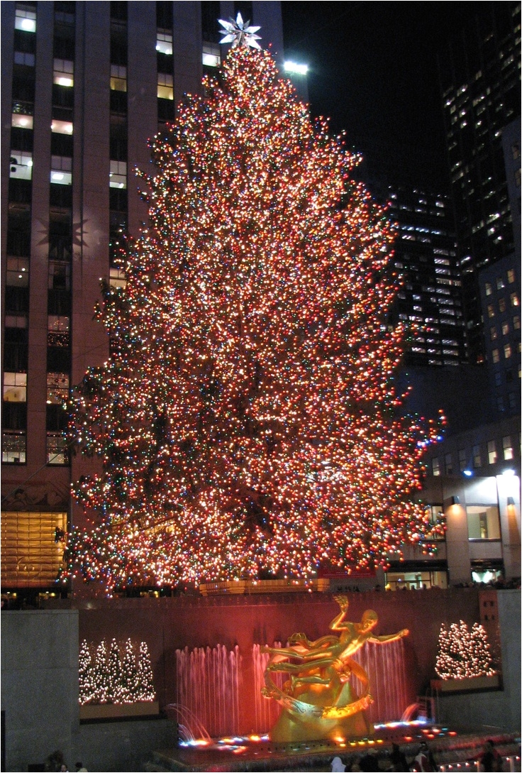 there is something so magical about nyc during christmas looooove it