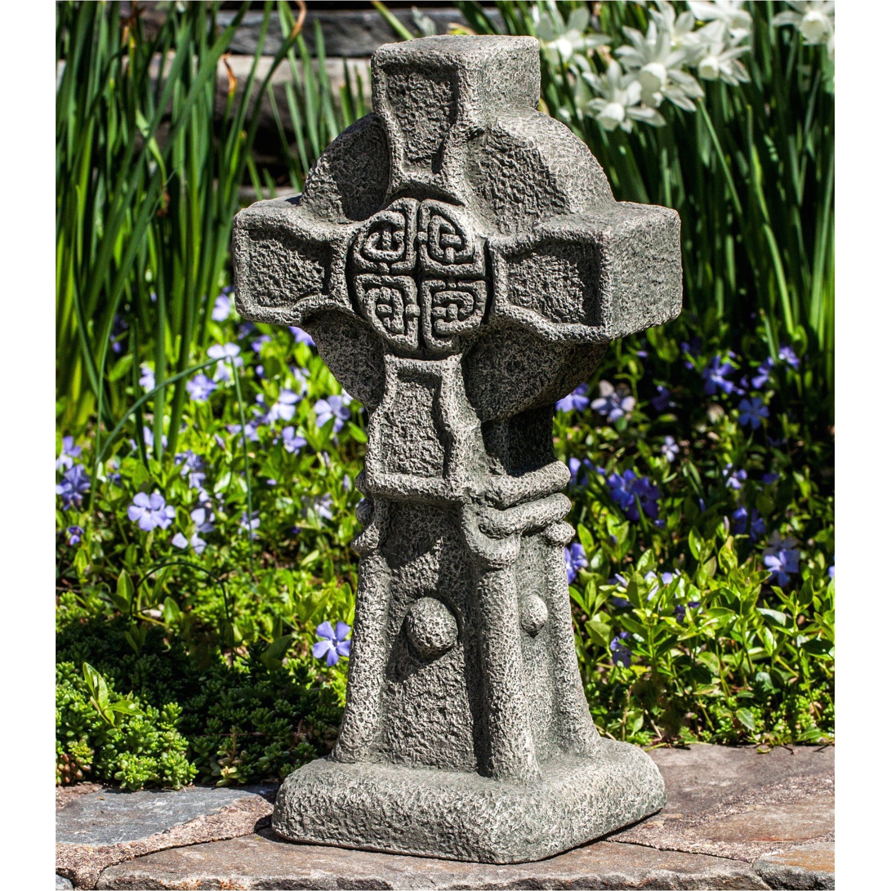 campania international celtic cross cast stone garden statue s 474 al