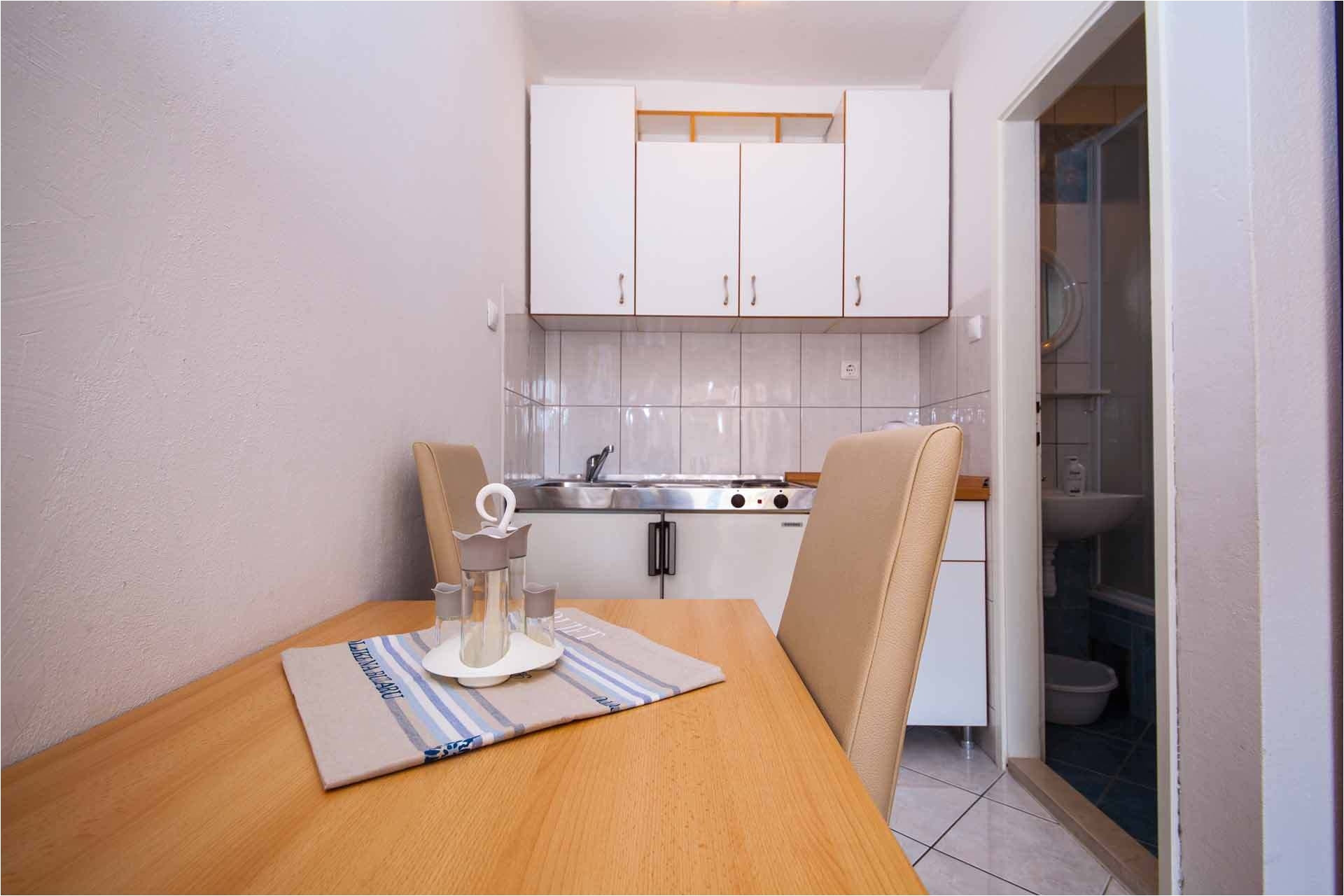 27 1 bedroom apartments under 600 prodigous makarska cheap apartments for 2 persons apartment marita s1