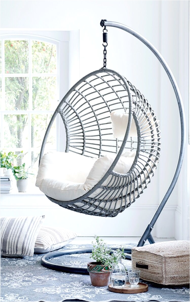 Circle Chairs that Hang From the Ceiling Get Creative with Indoor Hanging Chairs Urban Casa Indoor