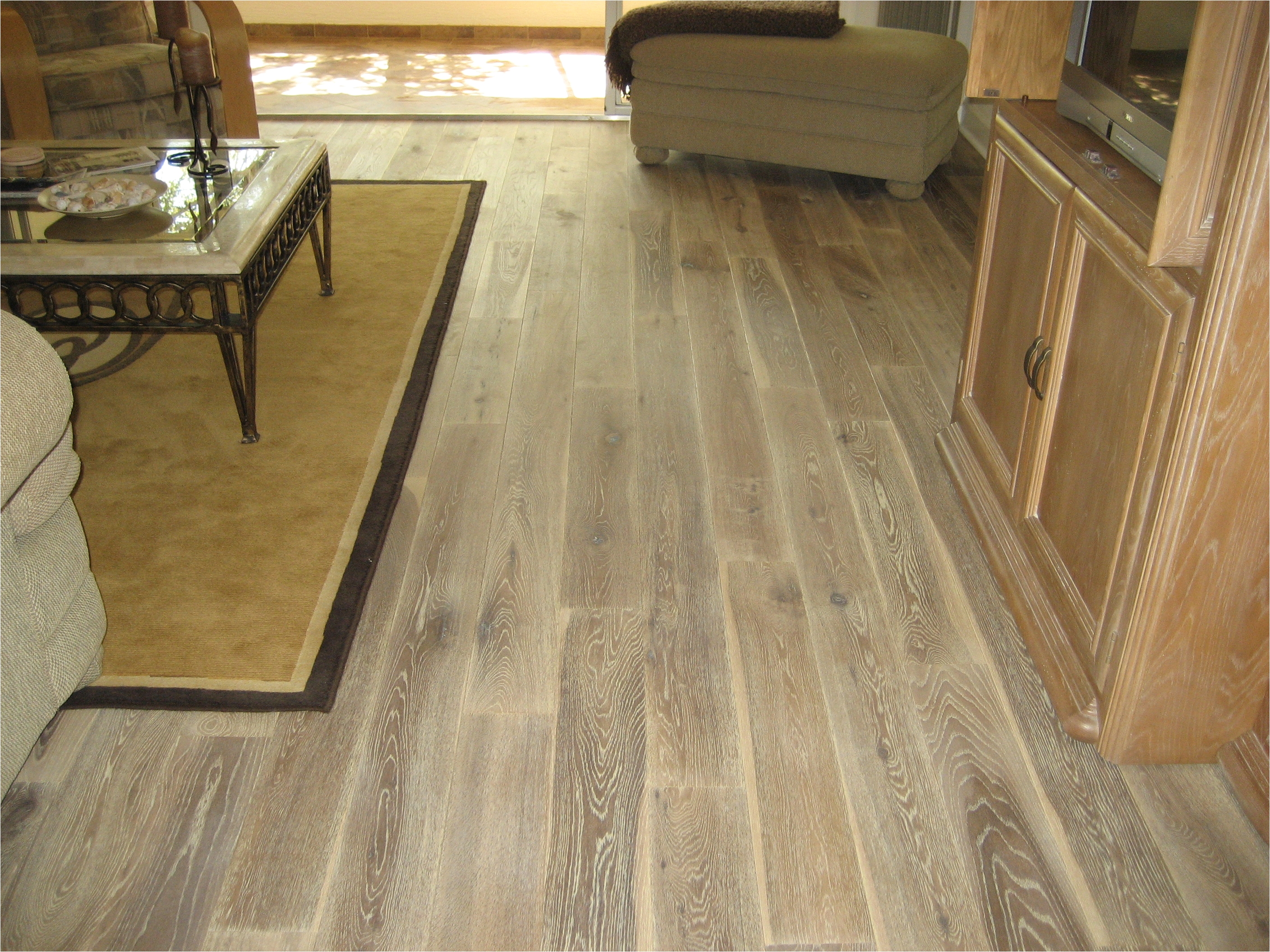 Concrete Floor Looks Like Wood Planks Wood Floor Ceramic Tiles Floor Ceramic Tile Wood Floor Flooring