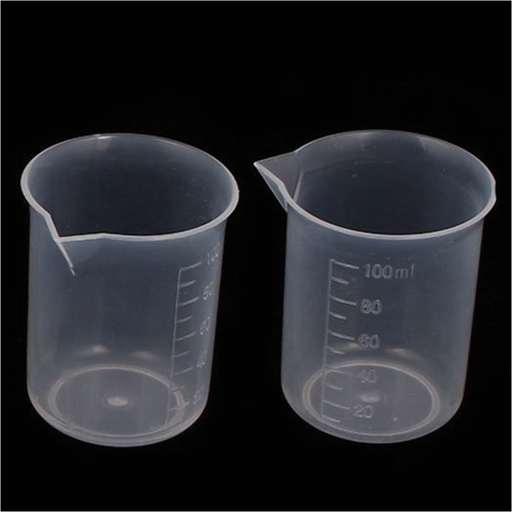 Decorative Hanging Measuring Cups 50ml 100ml Graduated Beaker Clear Plastic Measuring Cup for Lab 2pcs