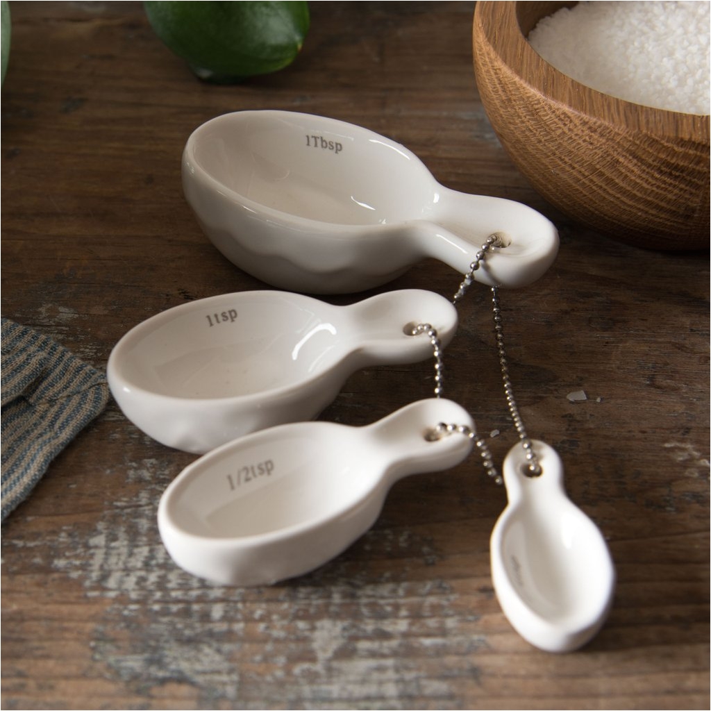 Decorative Measuring Cups Ceramic Ceramic Measuring Spoons Magnolia Chip Joanna Gaines