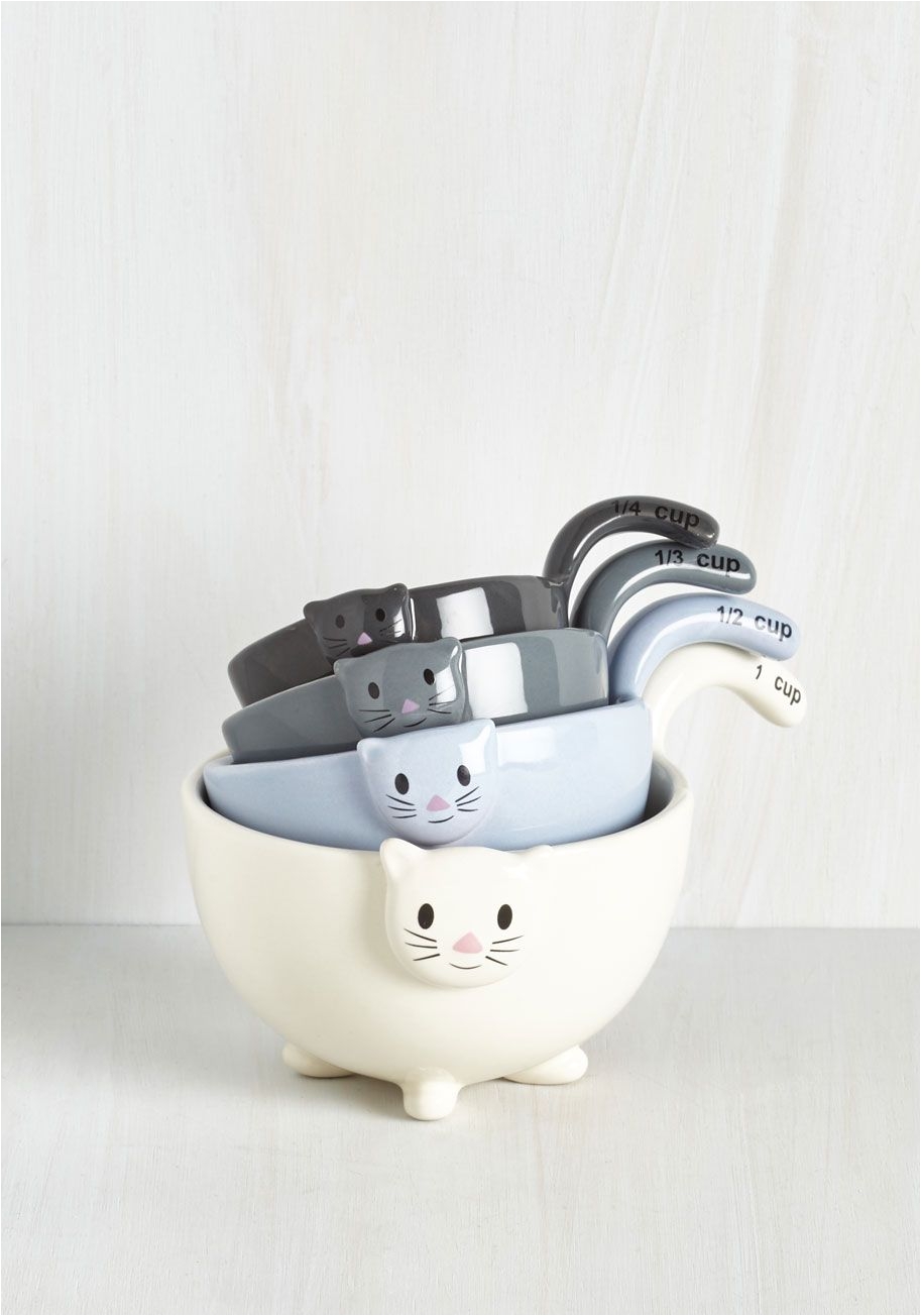 meow for measuring cups with just one glance at these amazing ceramic measuring cups by one hundred 80 degrees as featured in weight watchers magazine