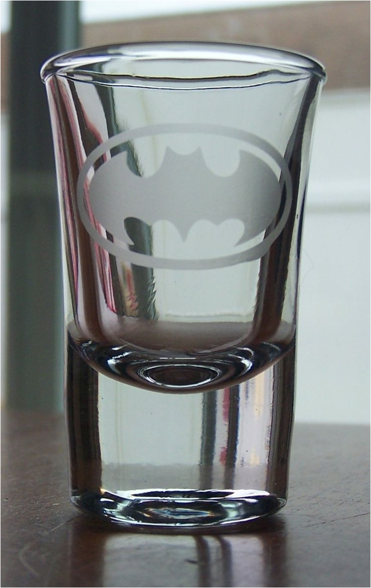 batman logo etched shot glass by djsdecals on etsy