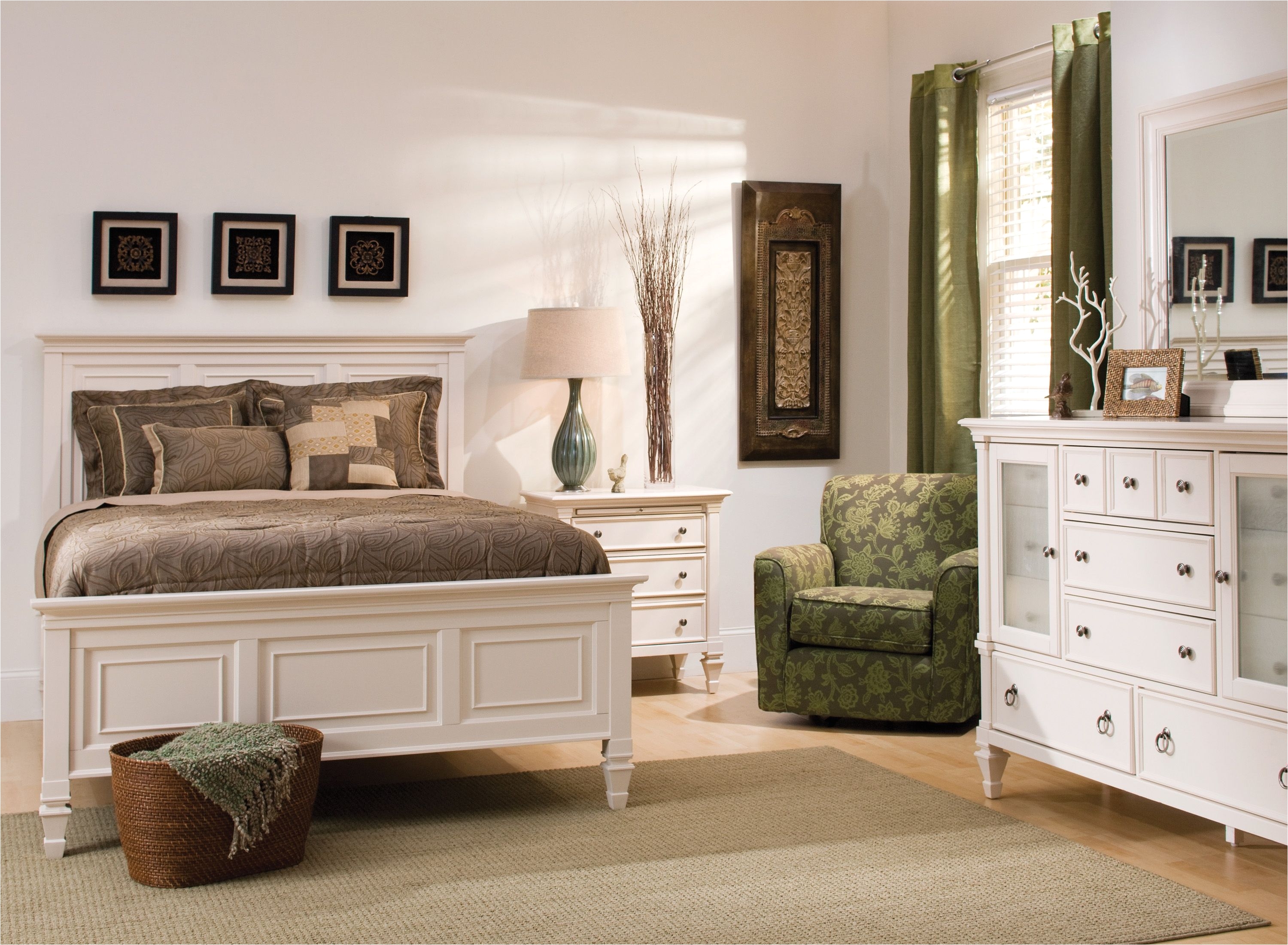 this breathtaking somerset 4piece queen bedroom set in alabaster unique raymour and flanigan bedroom sets design