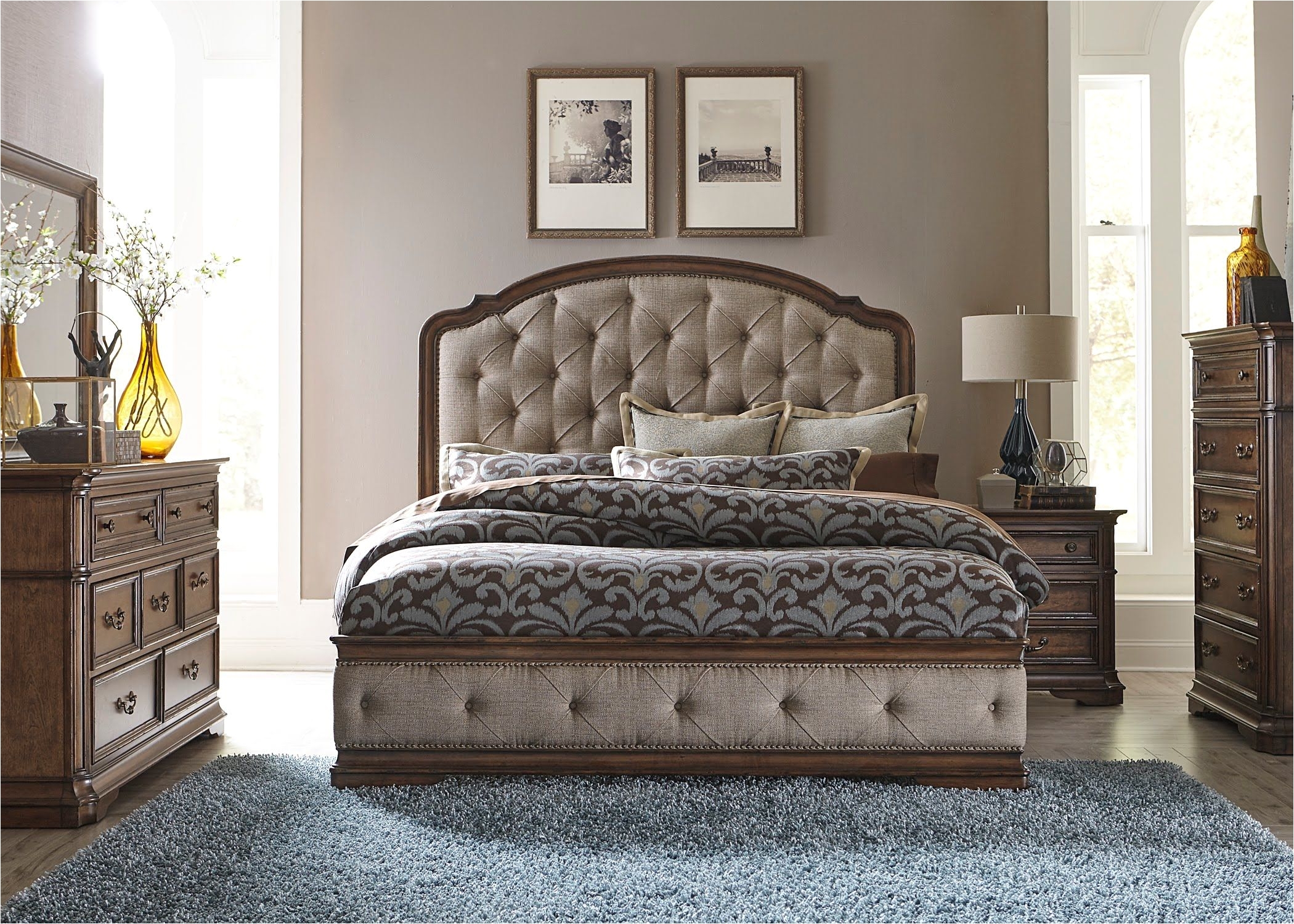 raymour and flanigan bedroom sets