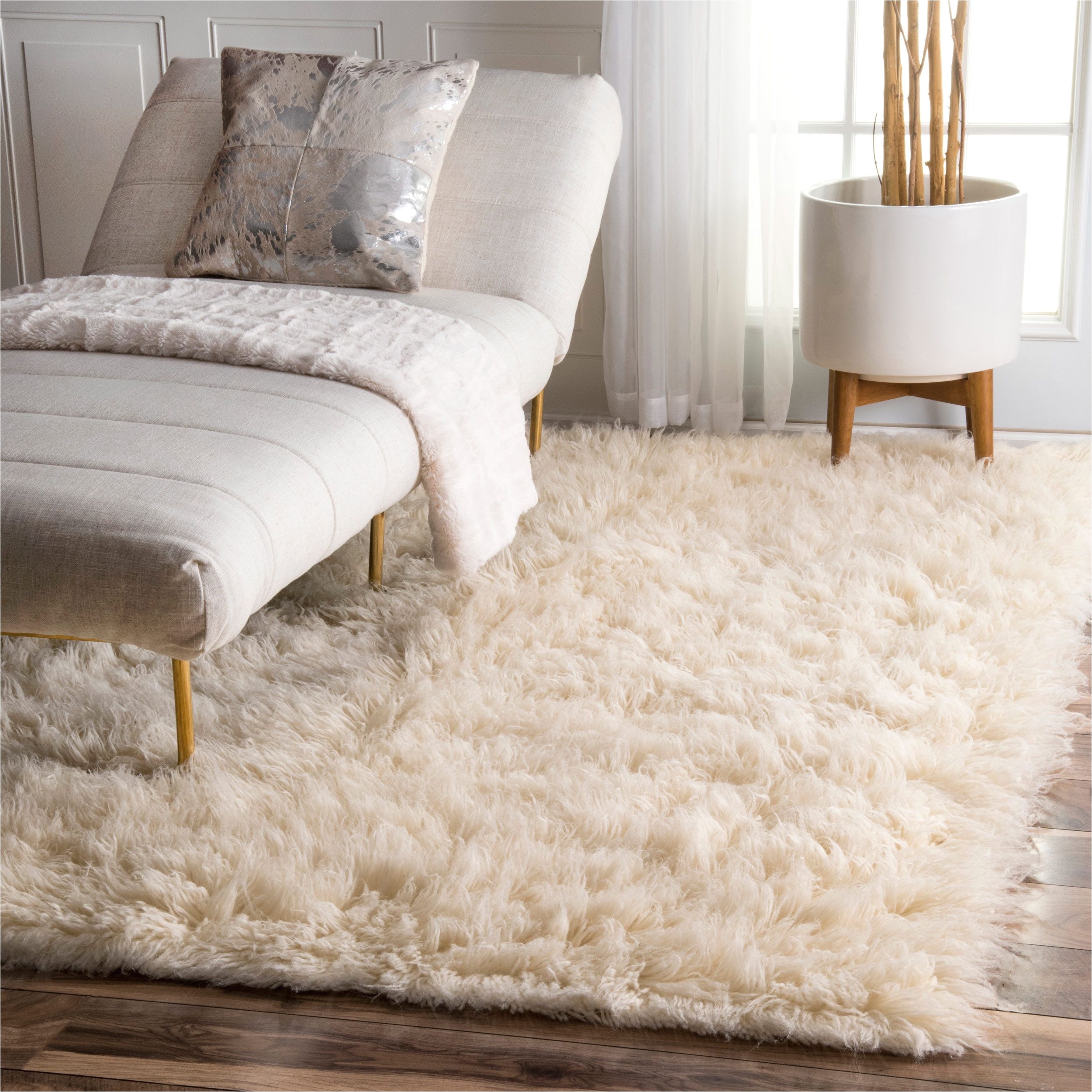 8a 10 sheepskin rug lovely add a touch of modern design with this new zealand