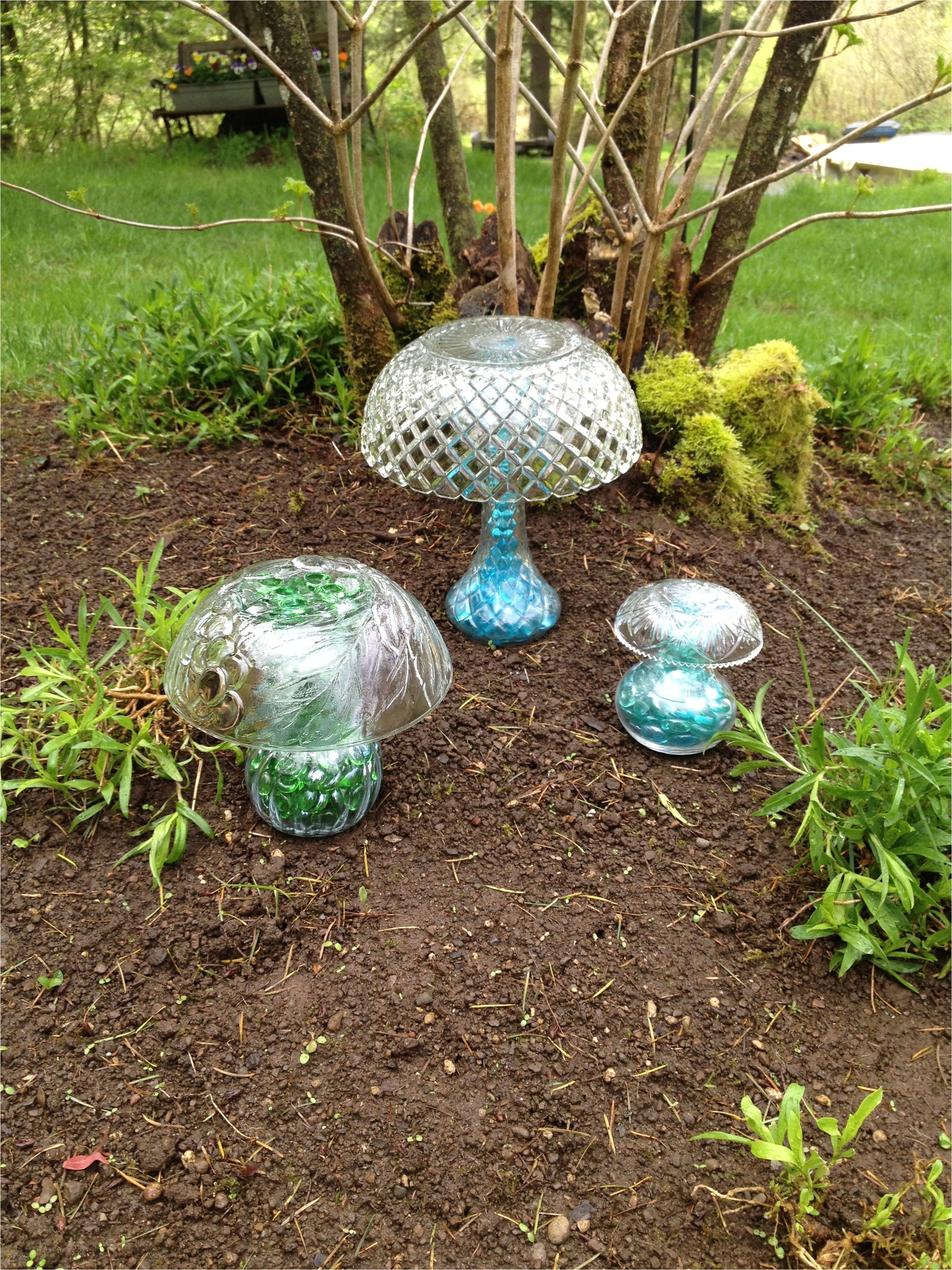 lawn decor upcycle
