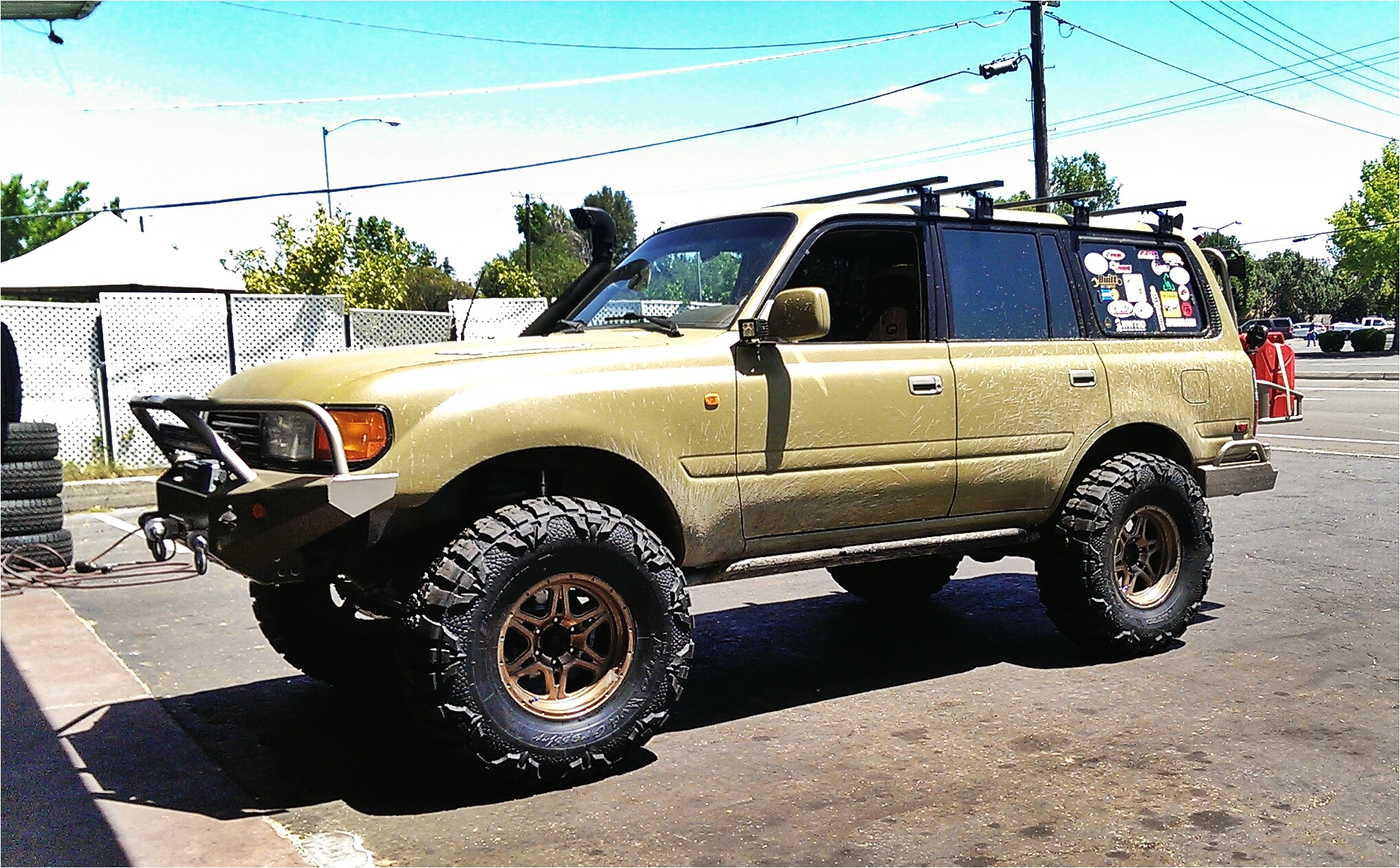first off the rack is going on this thing a 1996 toyota land cruiser