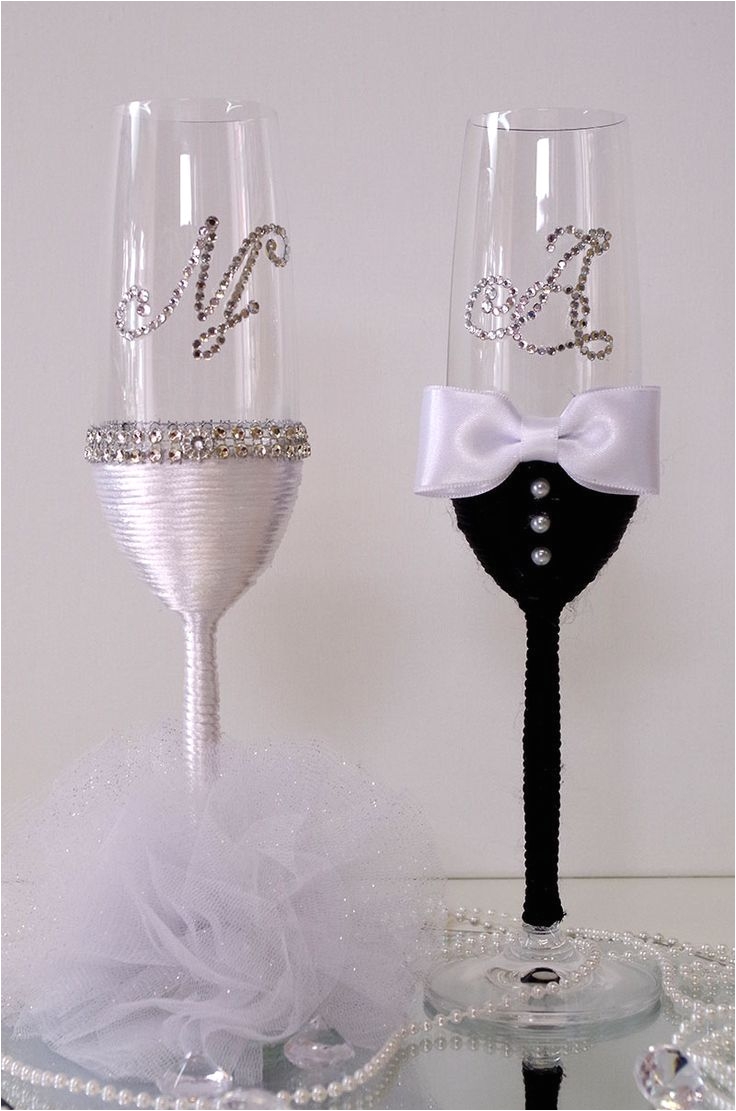 How to Decorate Bride and Groom Champagne Glasses Pin by Murat Can On Kadeh Pinterest Champagne Glasses Wedding