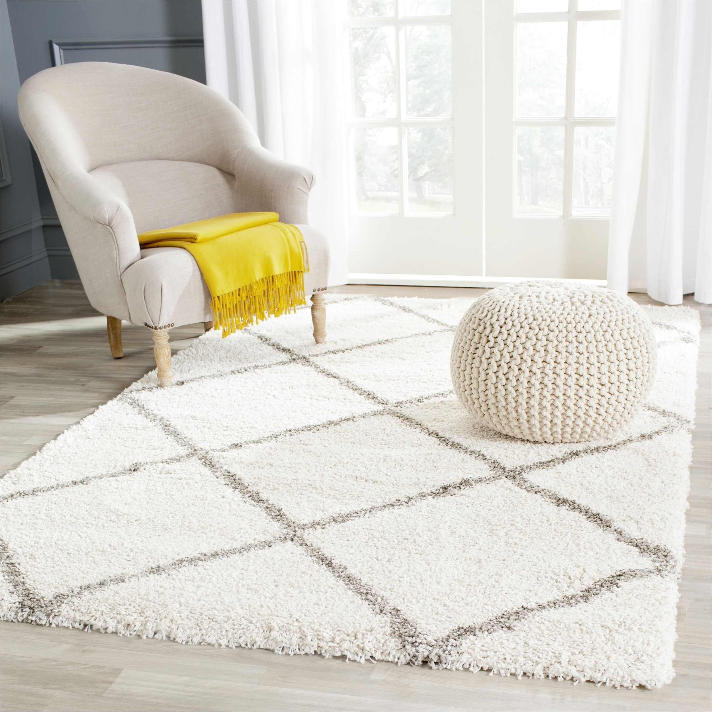 safavieh hudson diamond shag ivory grey rug 5 square sgh281a