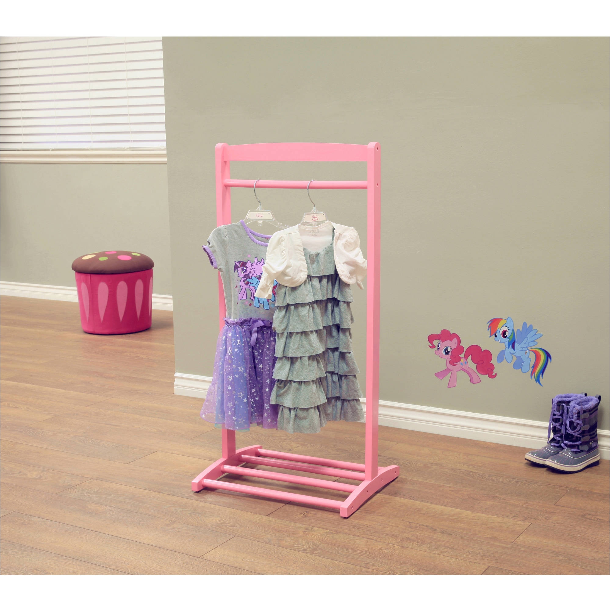 0dc5537b b756 4556 a547 ec6bb8417354 1 wardrobe kids rack i 0d