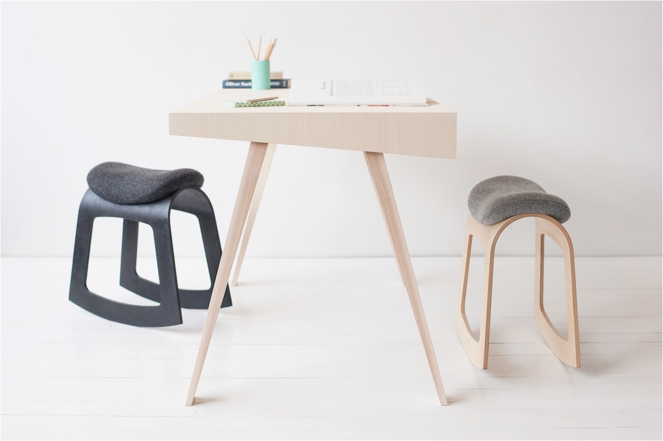 muista active desk chair