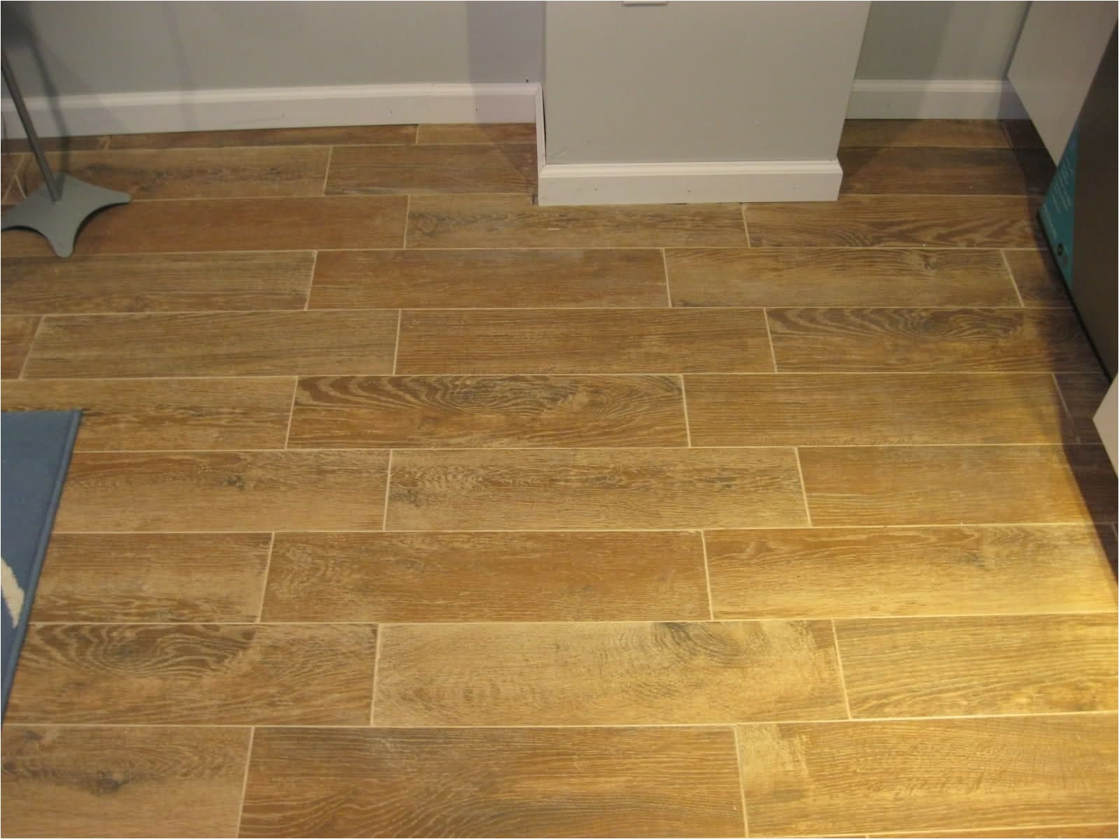 wood grain ceramic floor tiles