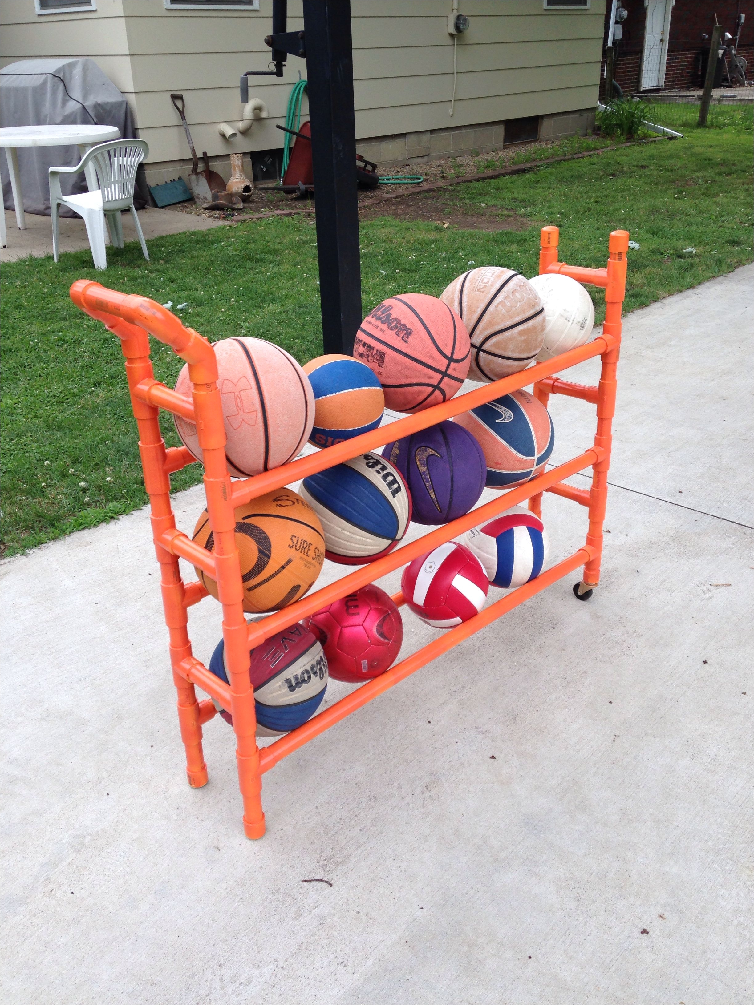 pvc ball rack