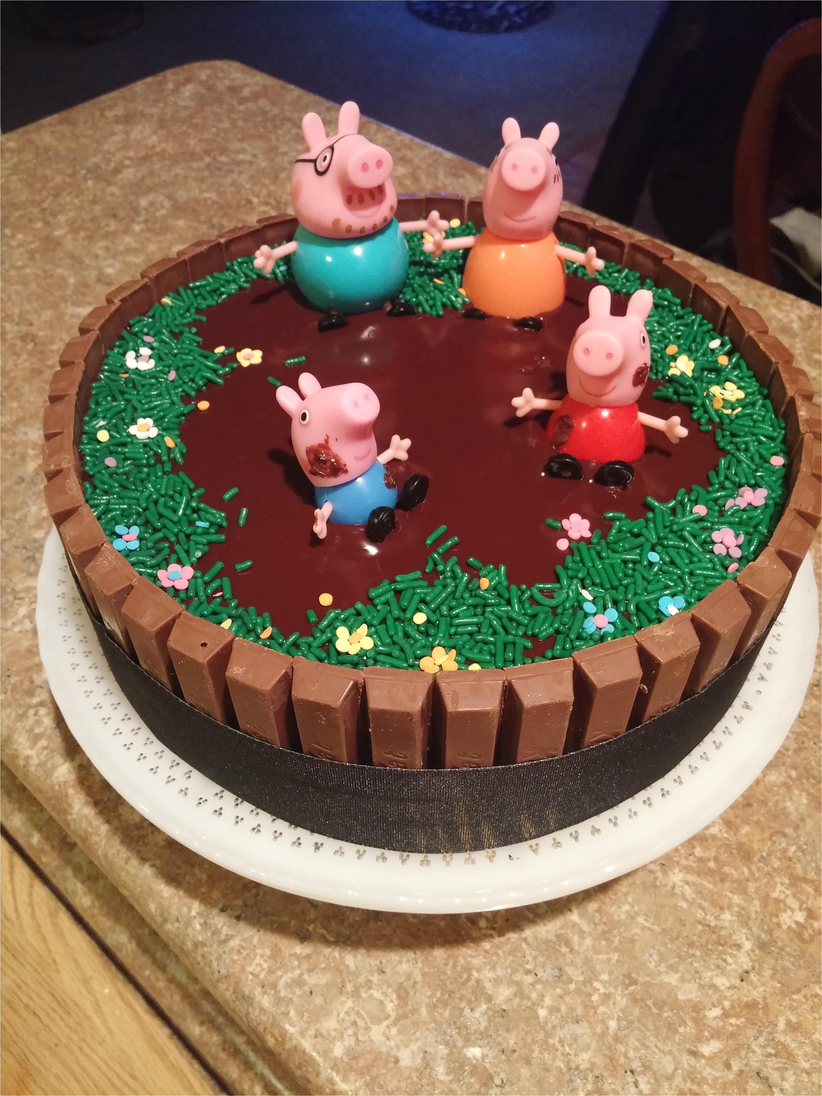 Razorback Cake Decorations Peppa Pig Birthday Cake Peppa Pig Birthday Pinterest Peppa Pig