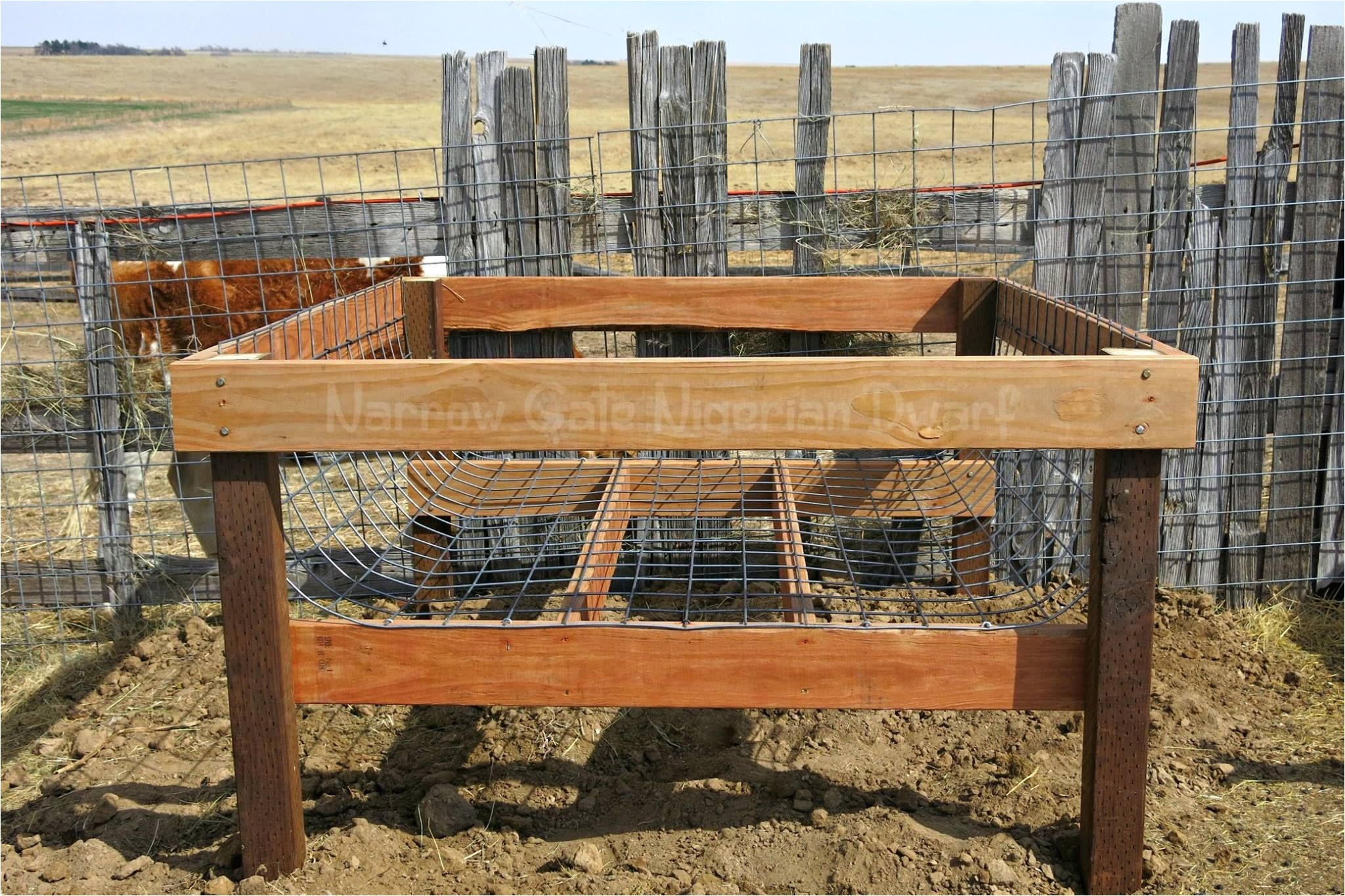 building a cradle round bale hay feeder