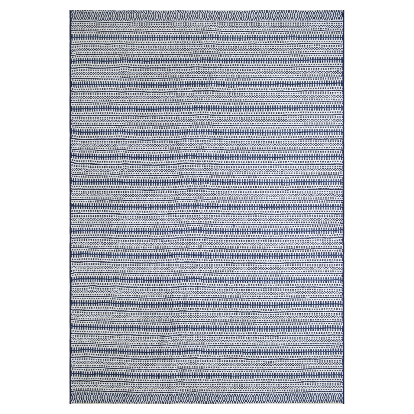 make your outdoor living space feel as comfortable as indoors with the outdoor rug in pattern