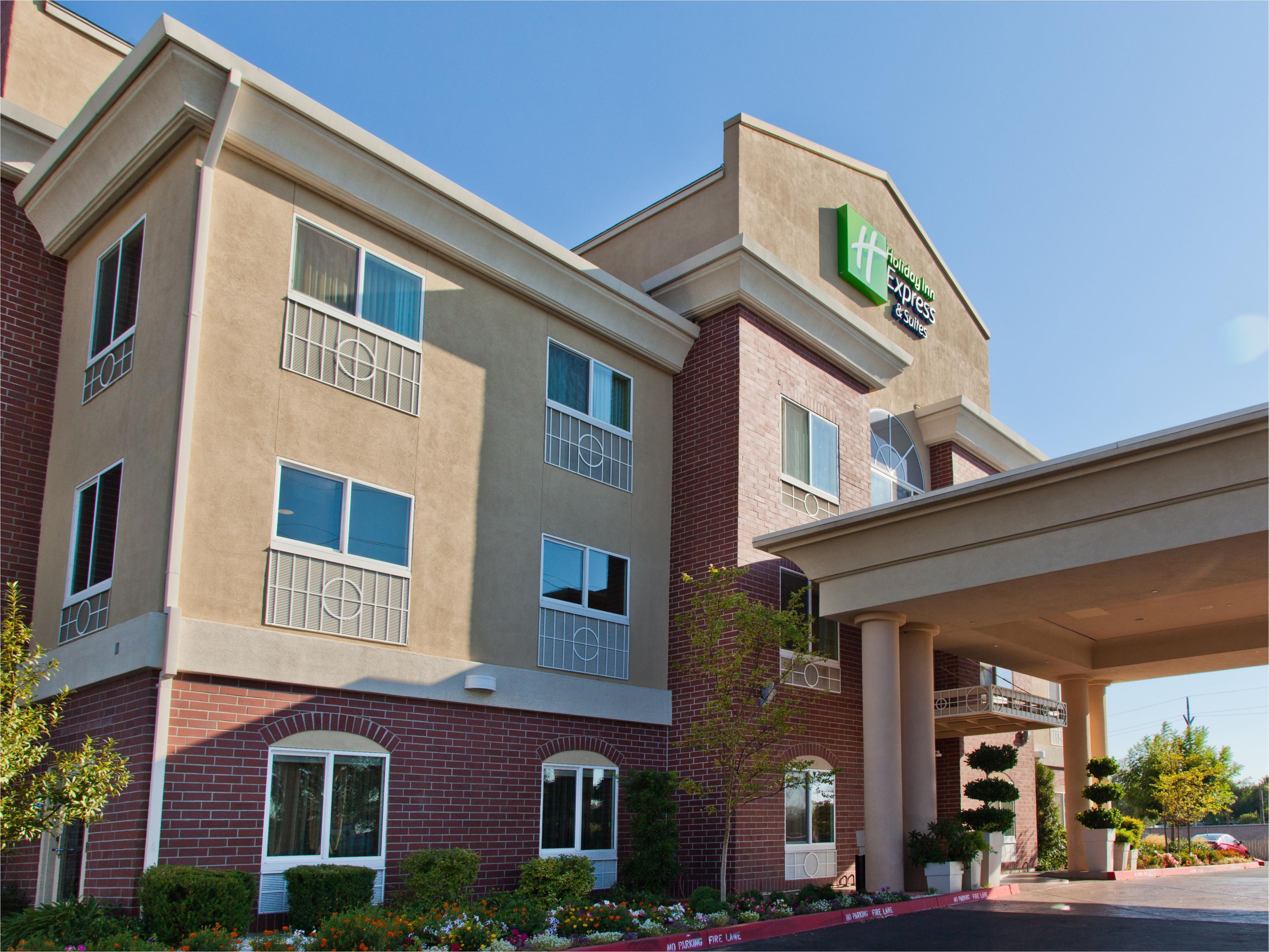 holiday inn express and suites sacramento 3109016568 4x3