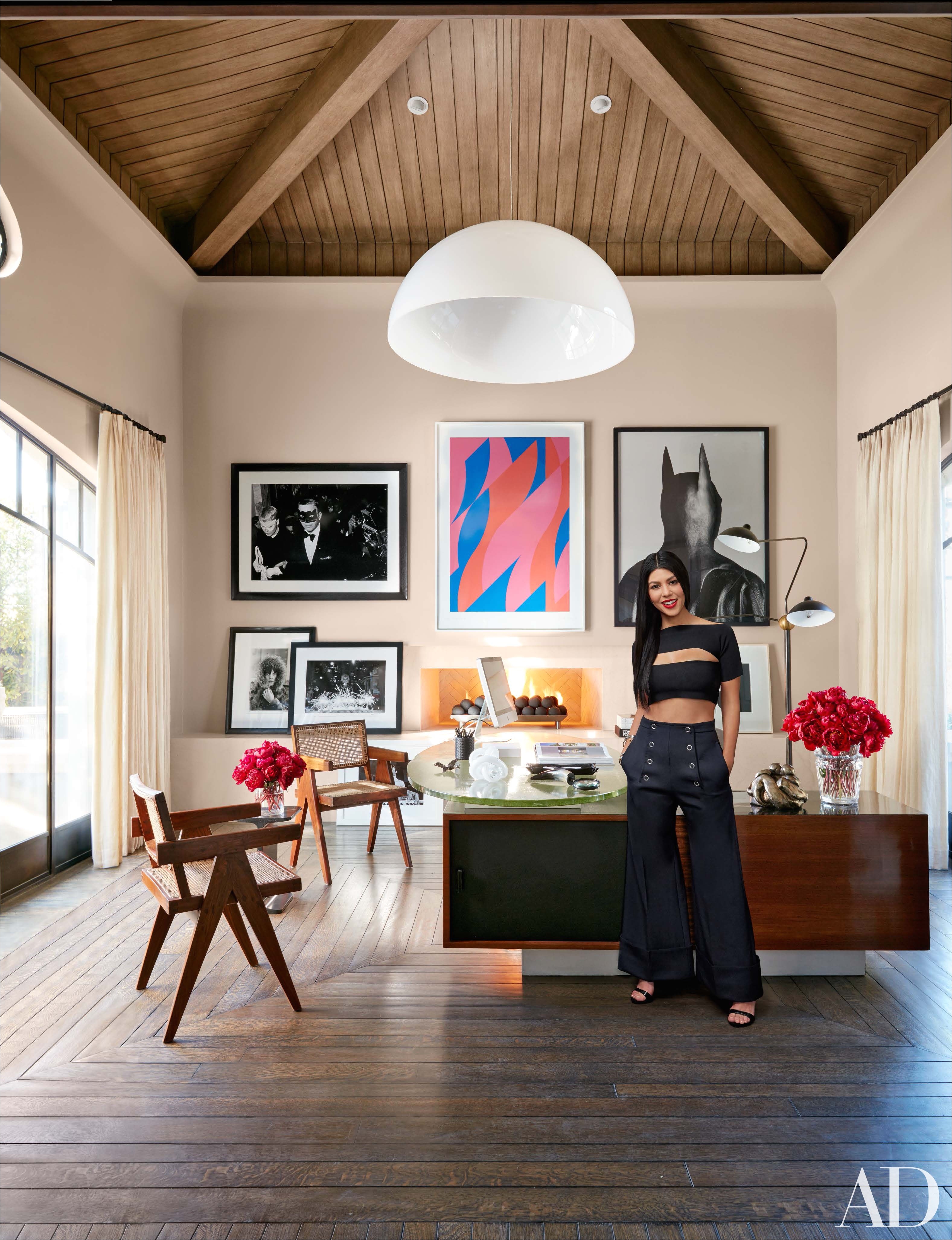 inside khloe and kourtney kardashian s houses in california architectural digest