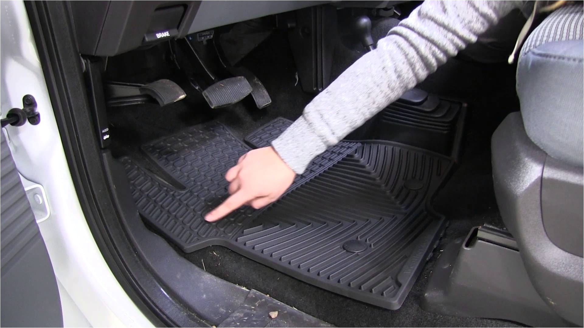 review of the weathertech all weather front floor mats on a 2016 ford f 250 etrailer com youtube