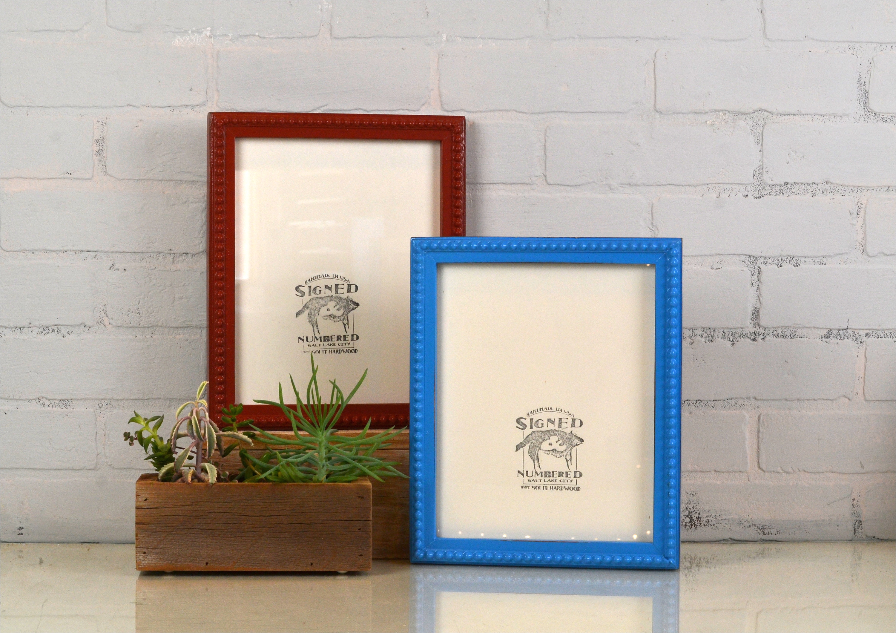 8x10 picture frame in 1x1 decorative bumpy style in vintage finish color of your choice can be any color 8 x 10 inch rustic white frame