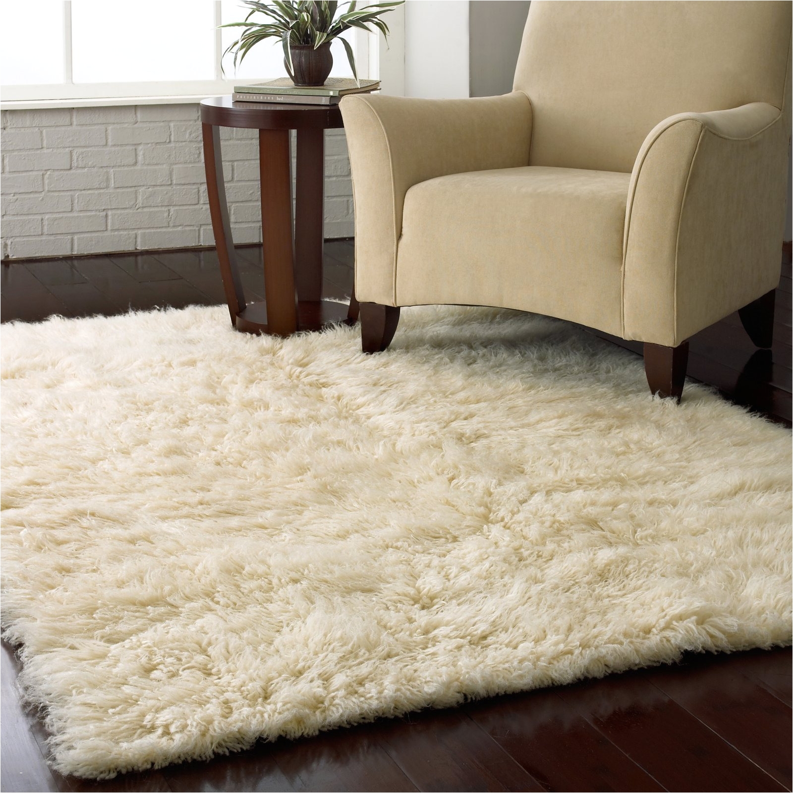 image of cream fluffy rugs ikea