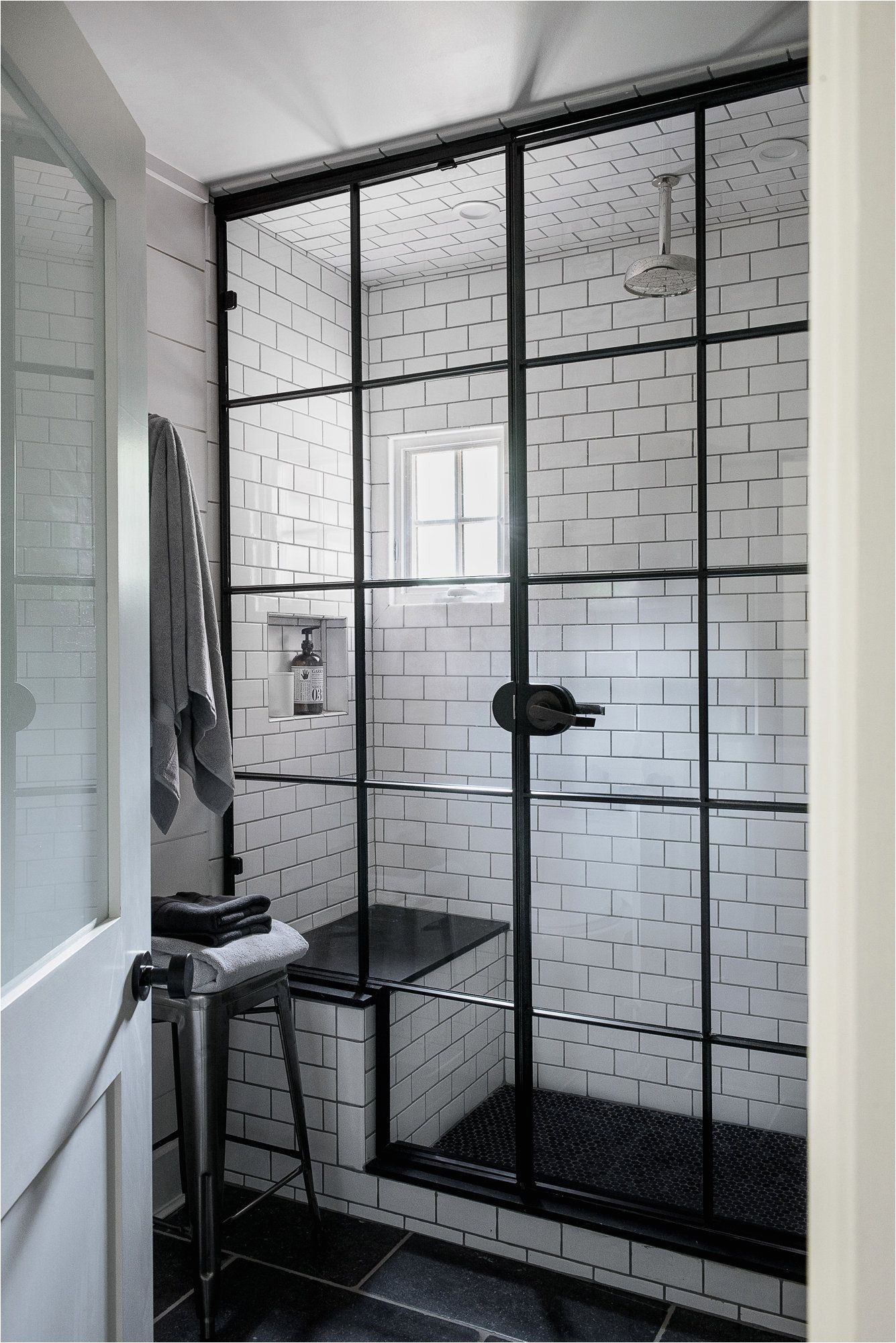 10 beyond stylish bathrooms with patterned encaustic tile pinterest tile floor designs encaustic tile and floor design