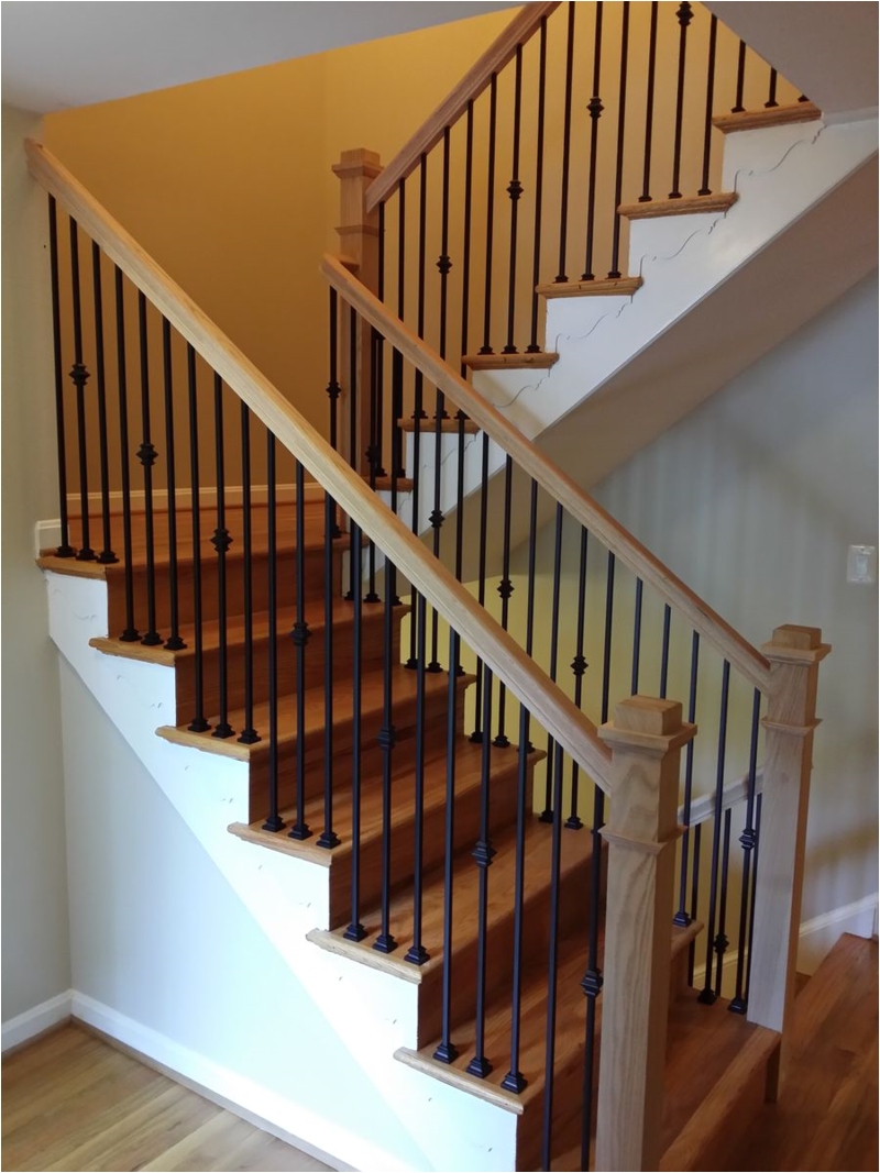 Wooden Decorative Spindles Stair Railings with Black Wrought Iron Balusters and Oak Boxed Type