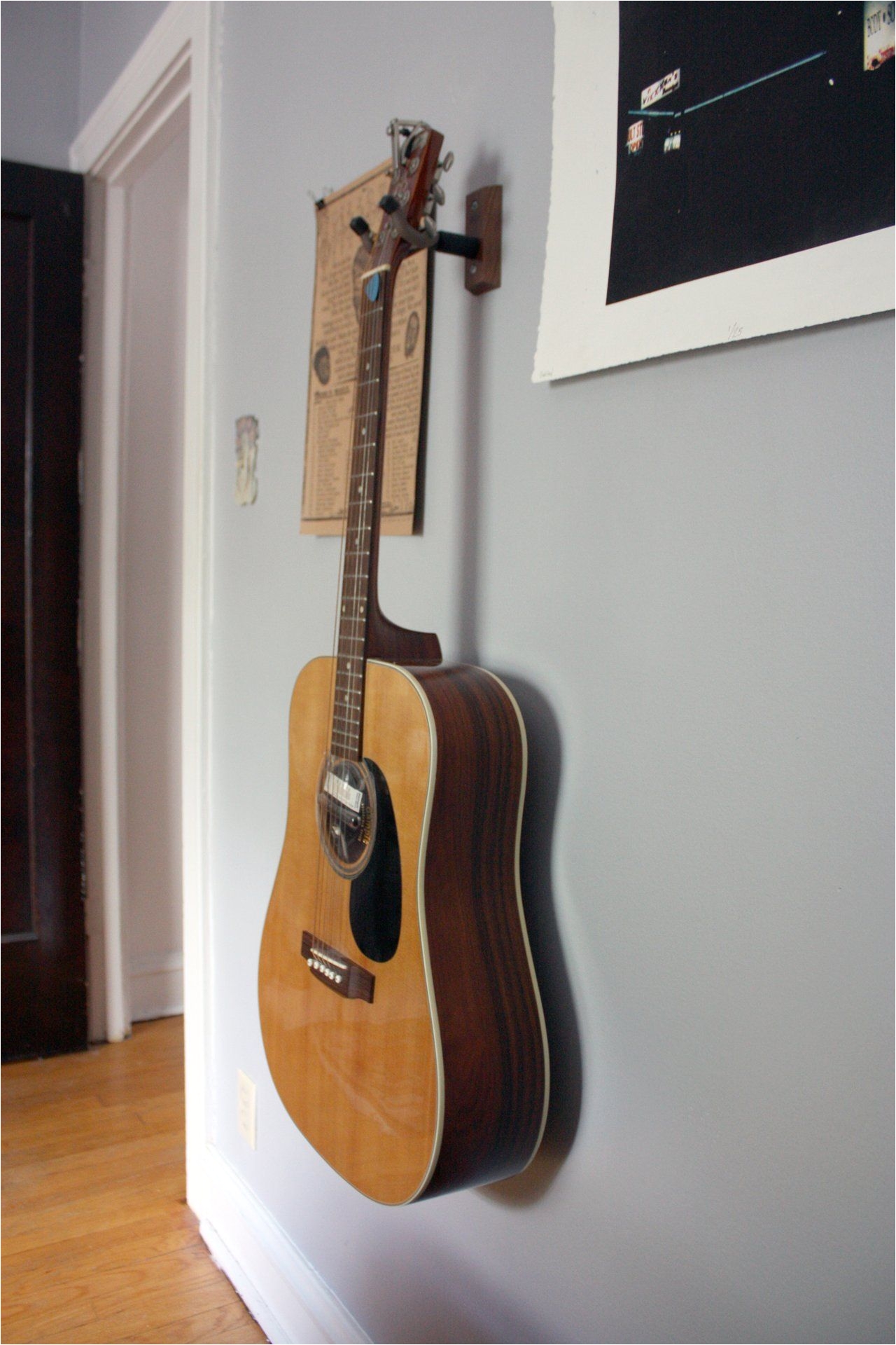 reminded me of flamenco parties at lawrence phipps house and all his restored guitars hanging on his wall