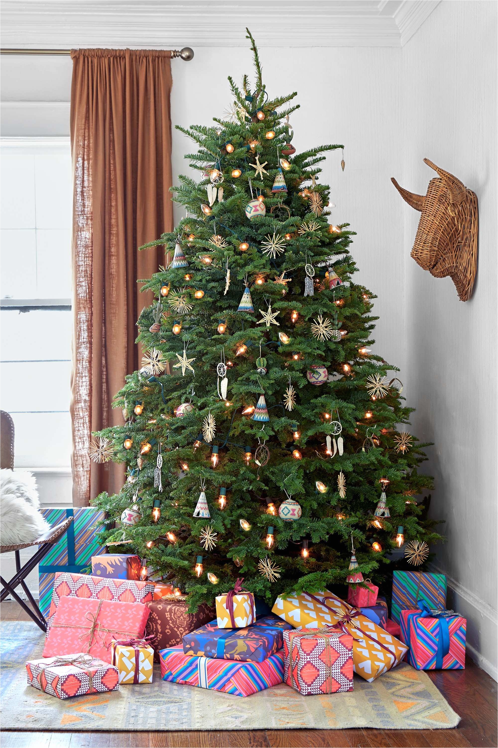 captivating christmas tree decorating ideas 2017 styling up your tree decoration ideas bm furnititure