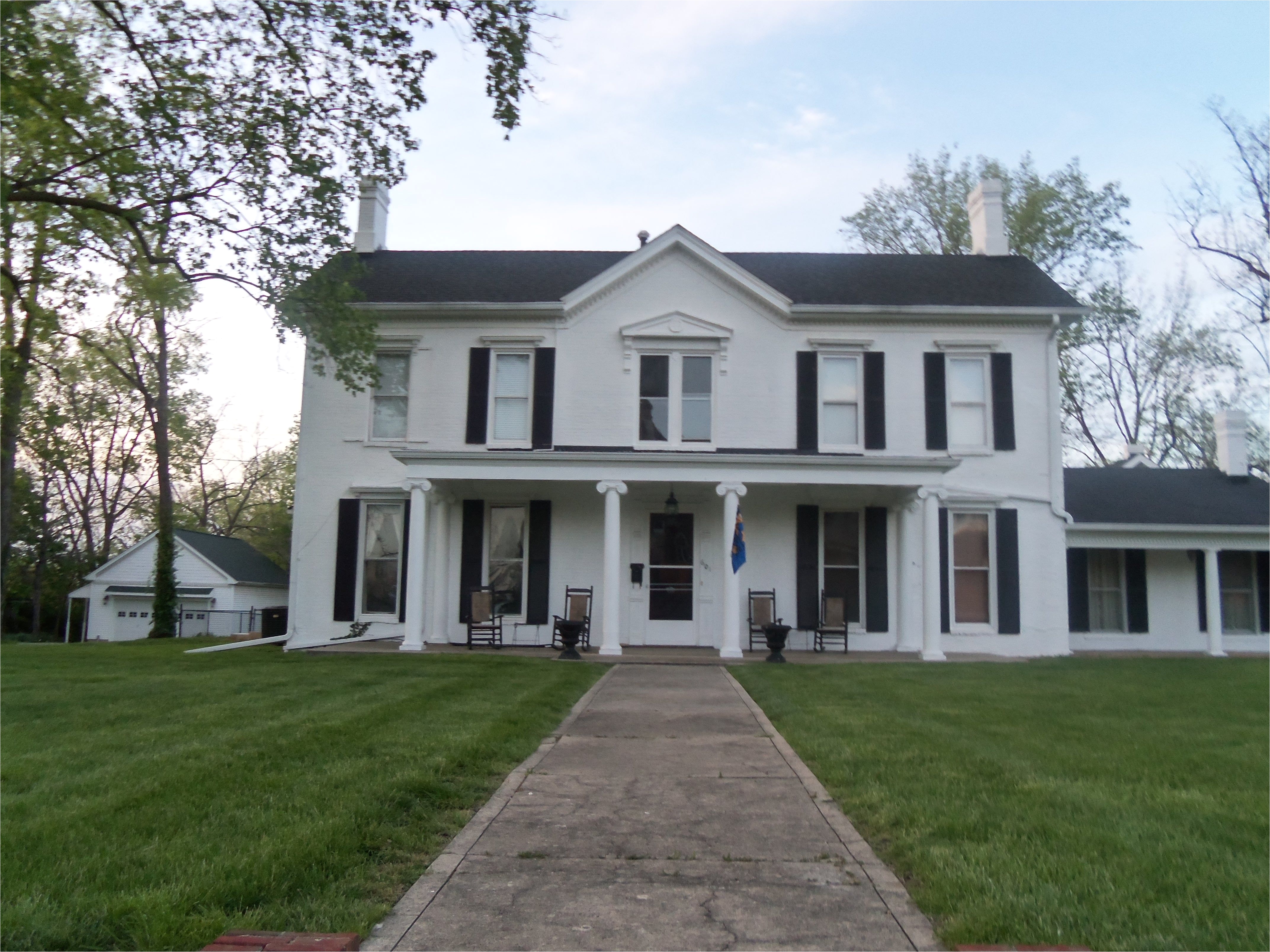 Homes for Sale In Georgetown Ky House at 233 W Main St Georgetown Ky Built About 1896