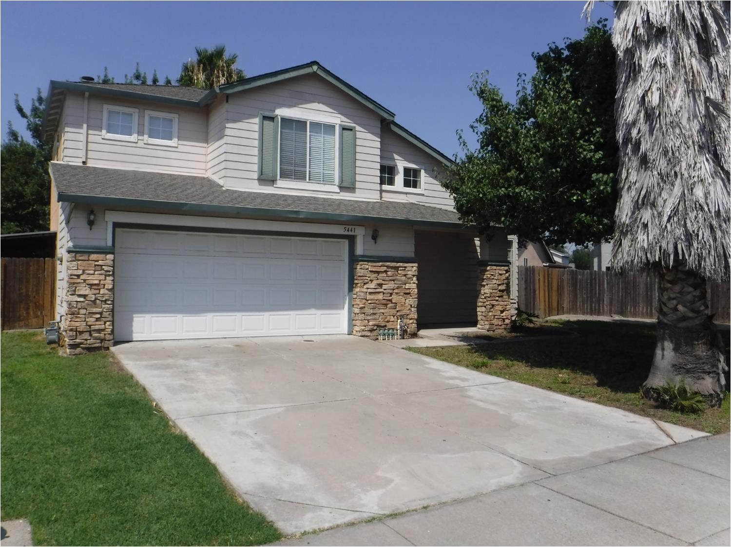 5441 lyle stockton ca 95210