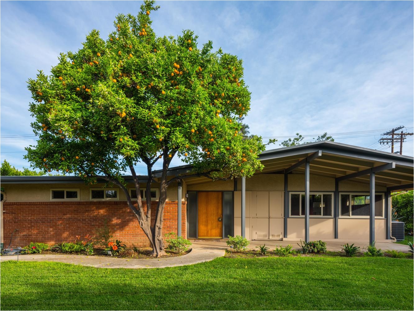 classic 1950s modern in the valley asks 775k