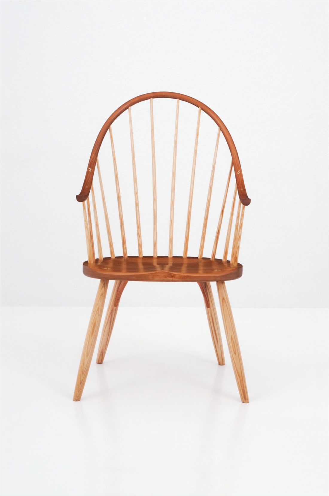 thos moser continuous arm chair