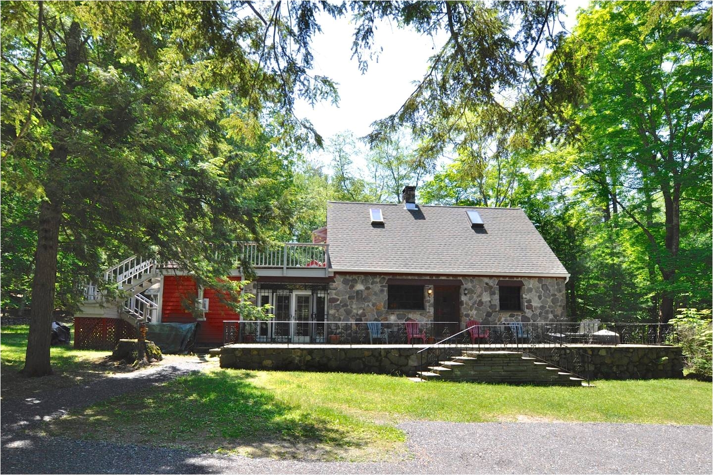 stone cottage fireplace kid friendly 5 9 adults houses for rent in woodstock new york united states