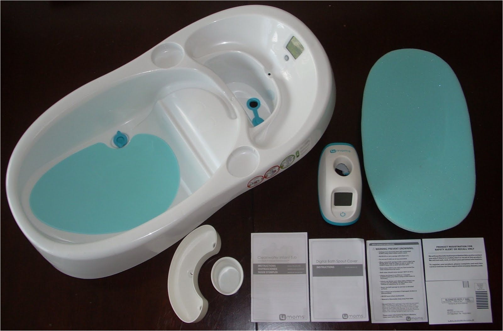 review of 4moms infant tub jaxinthebox com 4moms bath tub 2 4055 x 3041 4moms infant bath tub it includes a buil children care strollers gadgets