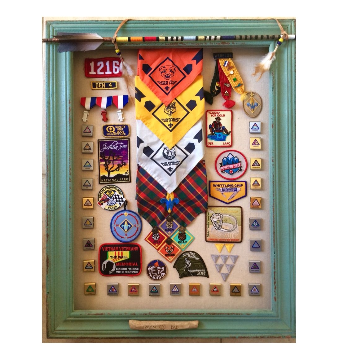 cub scout shadow box display with arrow of light